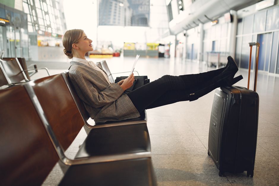 5 Airport Layover Stretch and Snack Myths That Cost You Money