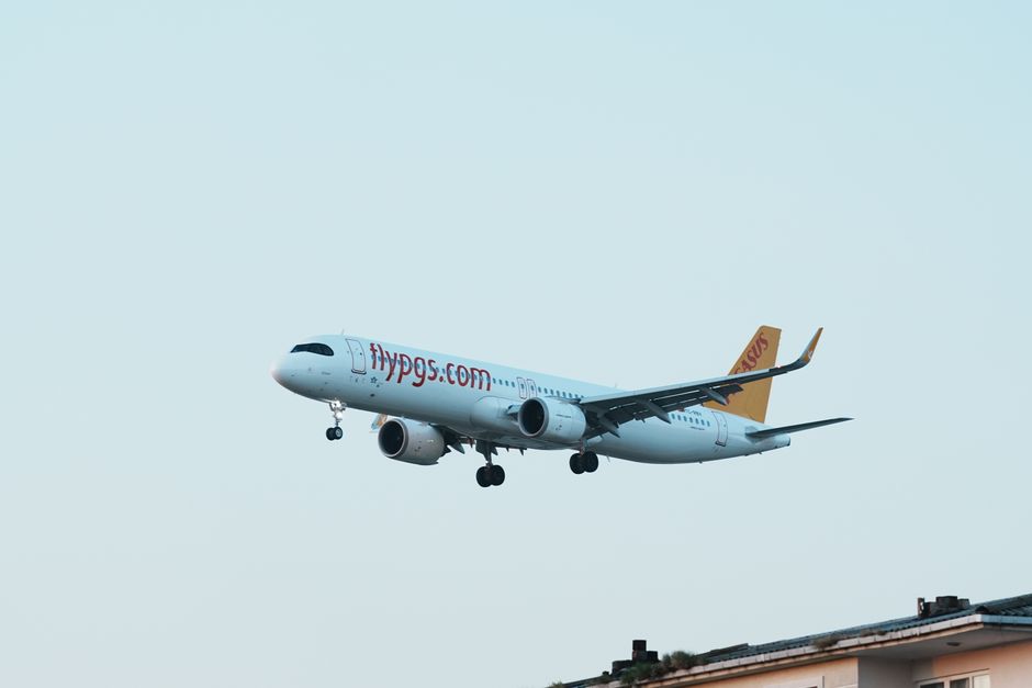Booking Refundable Fares: When to Pay More