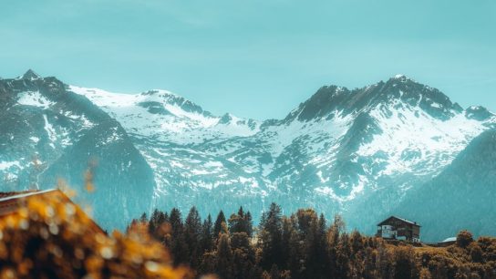 August Ski Trip Planning: Chalet and Lift Pass Tactics