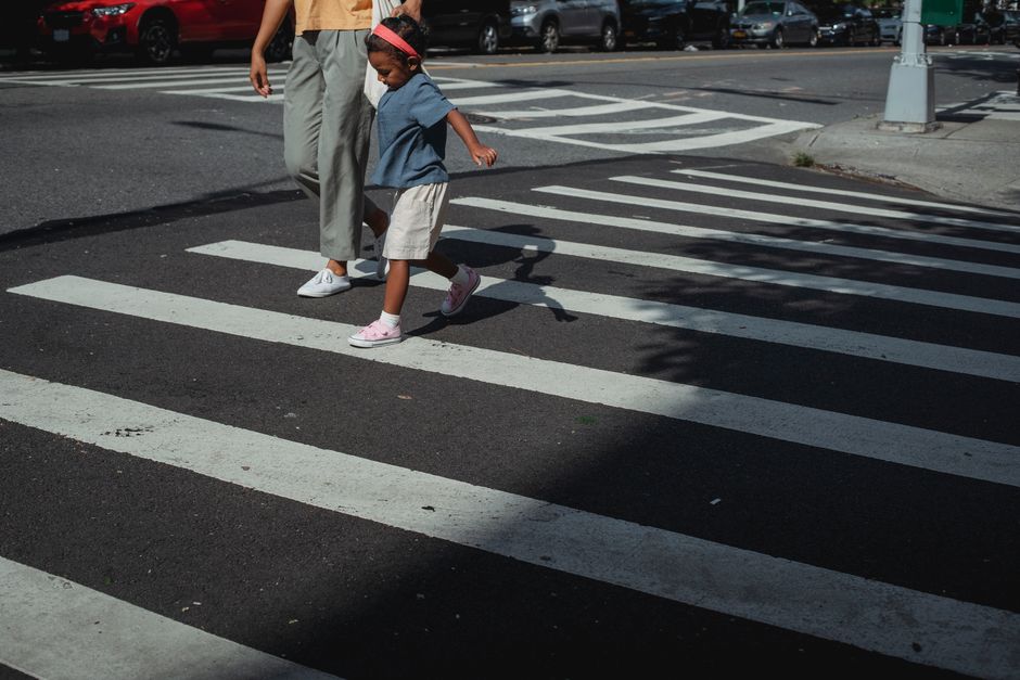 Neighborhood Walking Plans Beat Hop-On Tourist Loops