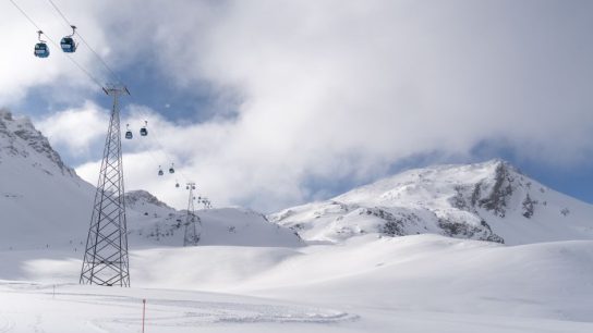Skiing with Toddlers: Choose Care, Schools and Chalets