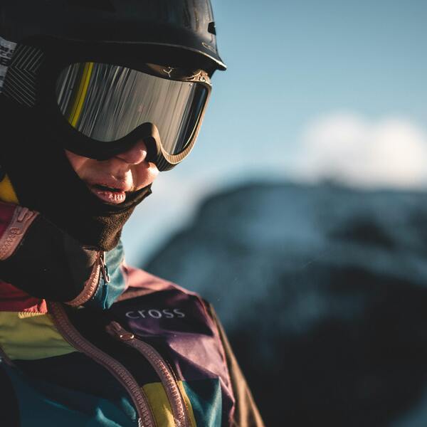 How to Stay Safe on Ski Slopes and Avoid Common Injuries